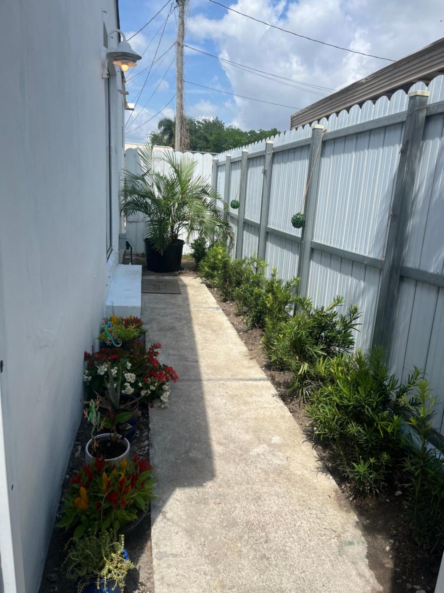 Habitacion Luminosa Y Acogedora. Холивуд Екстериор снимка